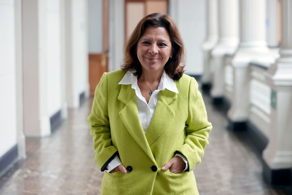 "La idea del aseguramiento de la calidad", explicó, "tiene que ver con cómo garantizar a la sociedad que la universidad tiene los niveles de calidad necesarios y aceptables en sus quehaceres, de manera tal que pueda rendir cuentas a la sociedad, sobre todo en función de su función pública".